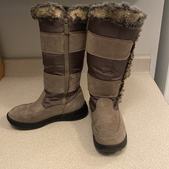 Cougar fur lined leather snow boots - Picture 2 of 9